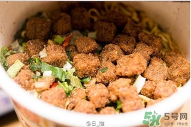 日清杯面謎肉祭多少錢？合味道謎肉祭的謎肉是什么肉？