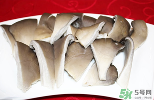 坐月子能吃平菇嗎？坐月子能不能吃平菇？
