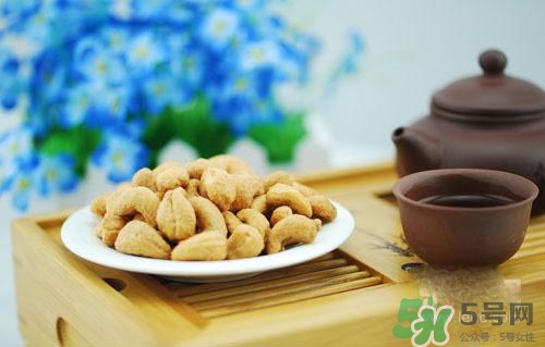 腰果是生吃好還是熟吃好？腰果生吃熟吃哪個(gè)更好吃更營養(yǎng)？