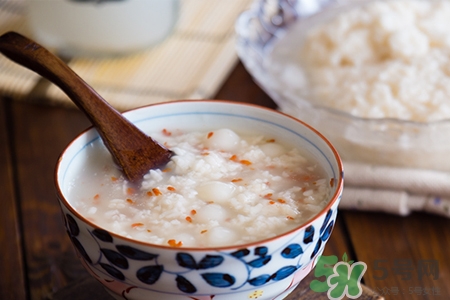 產(chǎn)婦喝米酒后還能喂奶嗎？哺乳期喝米酒會影響喂奶嗎？