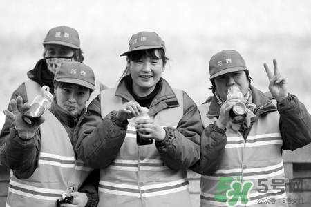 姜絲可樂要放水煮嗎？姜絲可樂需要加水嗎？
