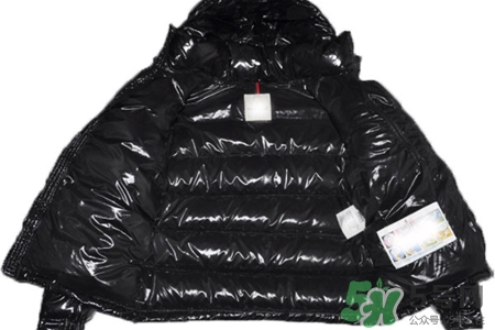 羽絨服可以脫水嗎？羽絨服能用洗衣機(jī)脫水嗎？