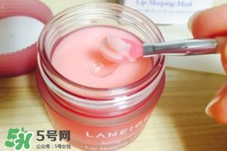 蘭芝唇膜怎么清洗？蘭芝唇膜需要用卸妝水清洗嗎？