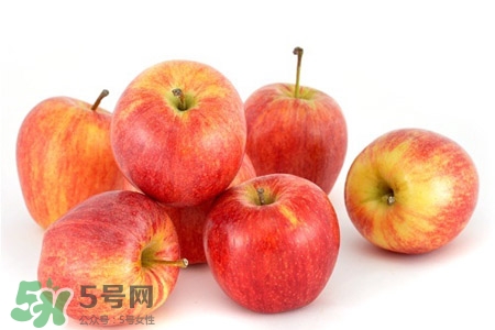 寶寶吃蘋果泥要蒸熟嗎？寶寶吃蘋果泥有什么好處？