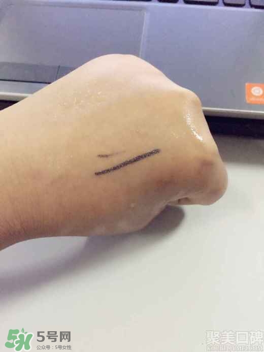 forencos眼線筆怎么用？forencos眼線筆使用方法