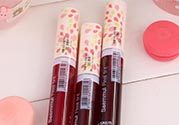 得鮮染唇液怎么用？得鮮染唇液使用方法