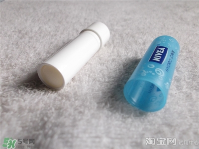 妮維雅唇膏和曼秀雷敦唇膏哪個好？妮維雅和曼秀雷敦對比