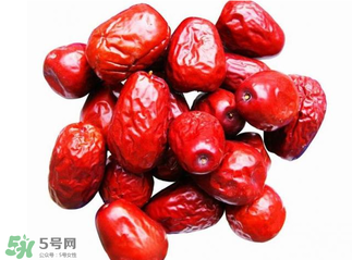 灰棗和紅棗哪種營(yíng)養(yǎng)高？灰棗和紅棗哪個(gè)補(bǔ)血呢？