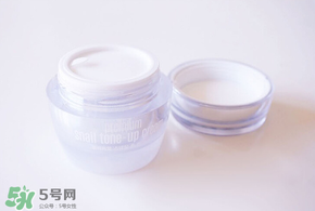 素顏霜有防曬功能嗎？素顏霜能防曬嗎？
