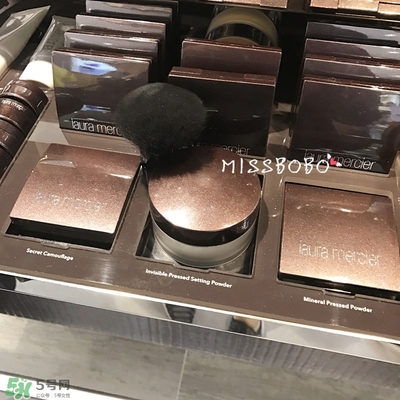 laura羅拉散粉分色號(hào)嗎？羅拉散粉試色