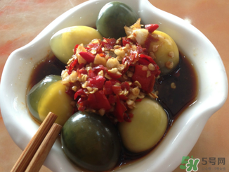 皮蛋一天最多吃幾個(gè)？皮蛋一次能吃幾個(gè)？