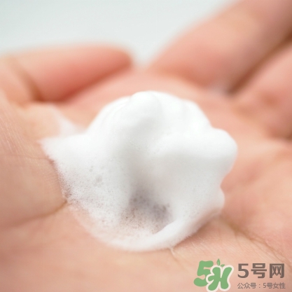 洗顏專科洗面奶怎么樣？洗顏專科洗面奶可以卸妝嗎？