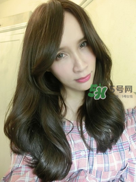 產(chǎn)后怎么護(hù)理頭發(fā)？生寶寶后頭發(fā)怎么護(hù)理