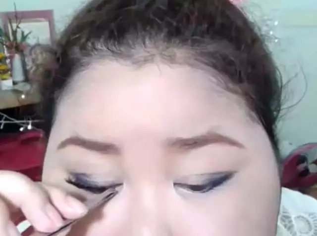 臉胖怎么化妝好看？臉大怎么化妝好看