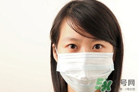 口臭會(huì)遺傳給孩子嗎？口臭會(huì)傳染給孩子嗎？