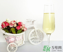 女生適合喝什么酒？什么酒適合女生喝？