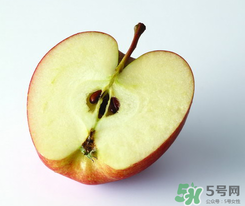 切開的蘋果為什么會變色？切開的蘋果怎樣才不變色？