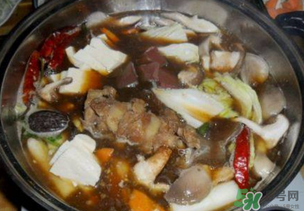 羊蝎子火鍋好吃嗎？羊蝎子火鍋涮什么好吃？
