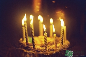 生日穿什么顏色的鞋子？生日穿什么鞋子搭配