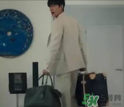 李敏鎬的包包什么牌子？李敏鎬的包包同款