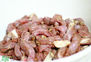 腌牛肉用什么粉？腌牛肉用什么料？