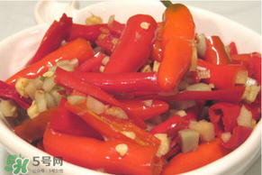 腌辣椒怎么保存時(shí)間長(zhǎng)？腌辣椒可以放冰箱嗎？