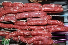臘腸是曬干好還是風(fēng)干好？臘腸是曬干好還是陰干好？
