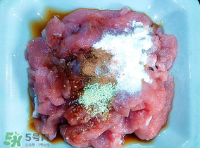 腌肉用什么粉？腌肉可以用面粉嗎？