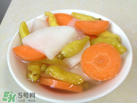 腌蘿卜放多少鹽？腌蘿卜放鹽的比例