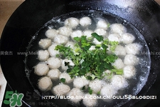 魚丸用什么粉？魚丸用面粉還是淀粉？