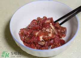 ?羊肉腌制多長時間？羊肉怎么腌才嫩？
