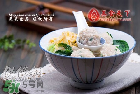 豆腐丸子散了怎么辦？豆腐丸子怎么做不散？