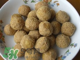 豆腐丸子散了怎么辦？豆腐丸子怎么做不散？