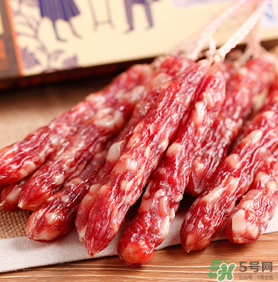 曬香腸要扎孔嗎？曬香腸需要扎洞嗎？