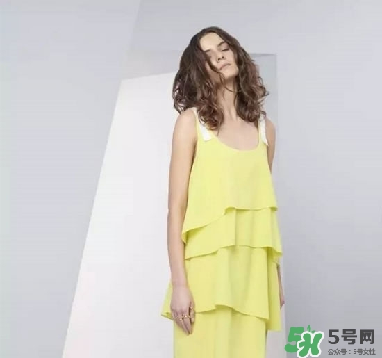 2017年衣服流行什么顏色？2017年衣服流行色