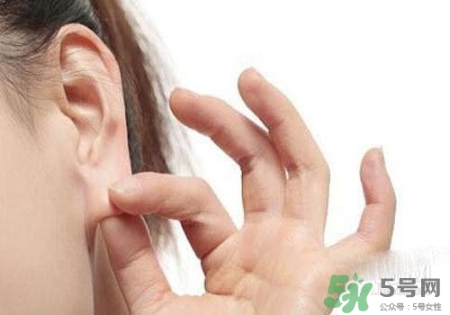 冬天耳朵長凍瘡怎么辦？怎么預(yù)防冬天耳朵長凍瘡？