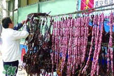 什么人不適合吃臘味？臘味食品四類人更應(yīng)少吃