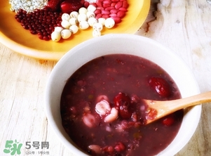 寶寶可以吃臘八粥嗎？寶寶多大可以吃臘八粥？