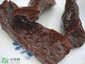 風(fēng)干牛肉是生的嗎？風(fēng)干牛肉是生的還是熟的？