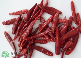 干辣椒長(zhǎng)蟲了還能吃嗎？辣椒長(zhǎng)蟲怎么辦？