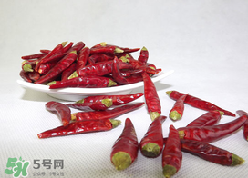 干辣椒長(zhǎng)蟲了還能吃嗎？辣椒長(zhǎng)蟲怎么辦？