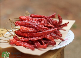 干辣椒長(zhǎng)蟲了還能吃嗎？辣椒長(zhǎng)蟲怎么辦？