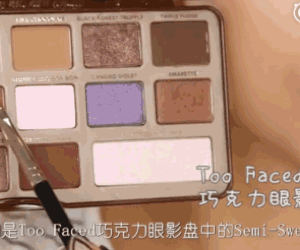 反咬唇妝怎么畫？反咬唇妝畫法圖解