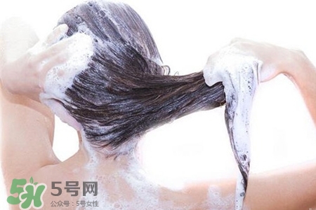 冬天洗澡太冷了怎么辦？冬天洗澡怕冷怎么辦？