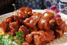 高壓鍋鹵豬蹄要多久？高壓鍋鹵豬蹄要多長(zhǎng)時(shí)間？