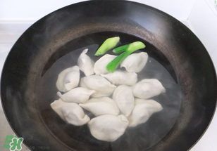 ?冷凍水餃怎么煮不破？冷凍水餃怎么煮好吃？