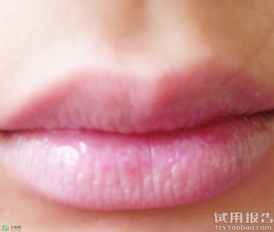 唇部遮瑕膏能吃嗎？唇部遮瑕膏吃了有毒嗎？