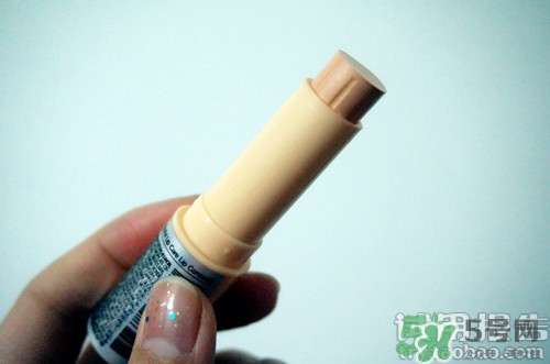 唇部遮瑕膏怎么用？唇部遮瑕膏使用方法