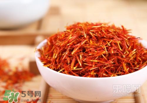 高血脂泡腳用什么藥好？高血脂用什么藥泡腳？