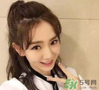 發(fā)際線高適合什么發(fā)型？發(fā)際線高怎么辦